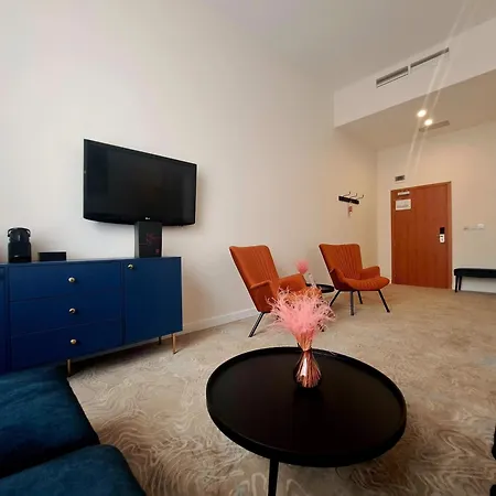 Focus Hotel 3*