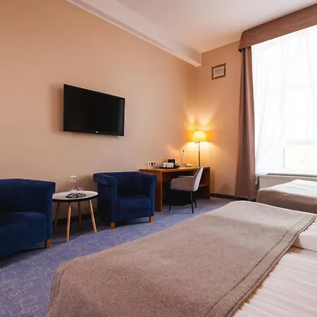Focus Hotel 3*