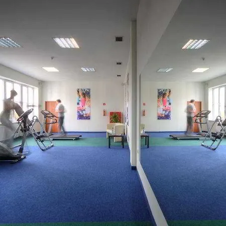 酒店 罗兹福克斯酒店 3*