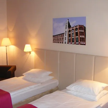 酒店 罗兹福克斯酒店