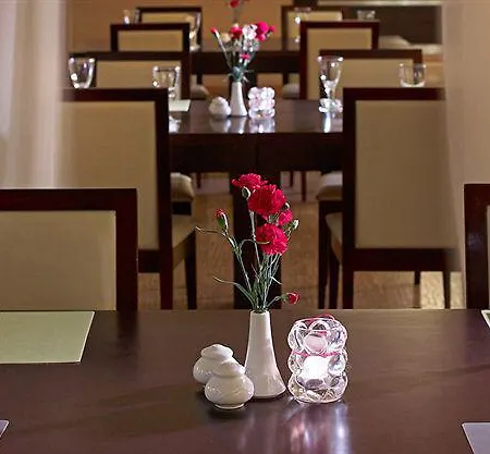 Focus Hotel 3*
