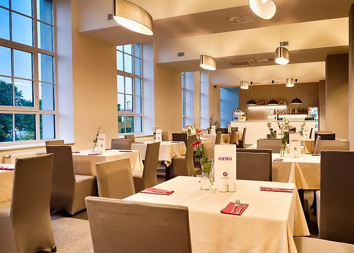 فوكوس لودز فندق