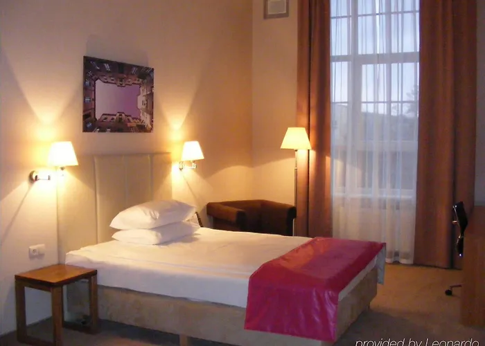 فندق فوكوس لودز وودج