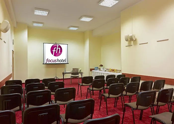 فوكوس لودز فندق