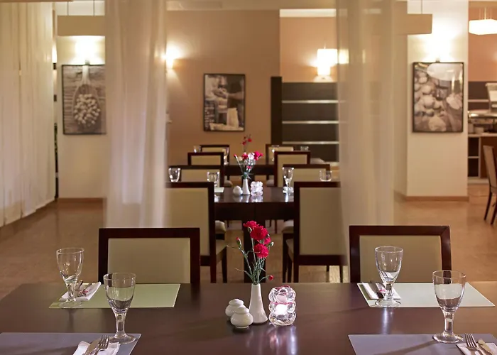 فوكوس لودز فندق